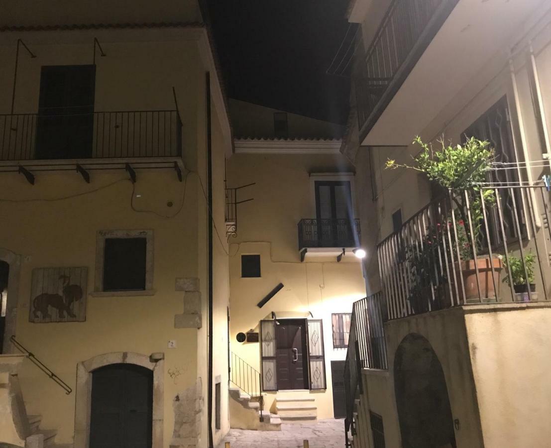 Ca' Del Borgo Hotel Venosa Exterior foto